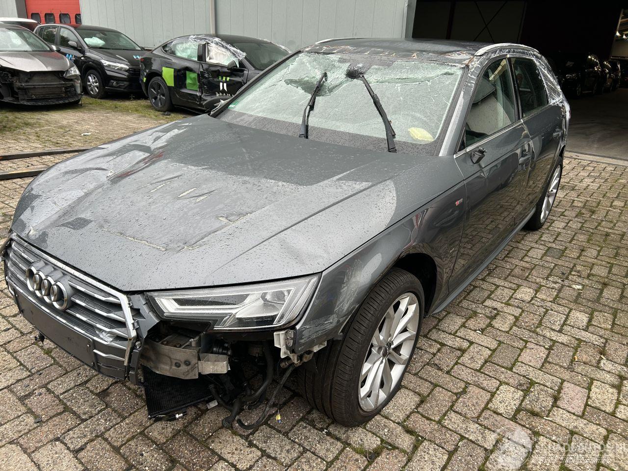 Audi A4 Avant  35 TDI Automaat