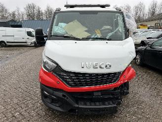 Iveco Daily 35-140 Hi-Matic  ( vuilnisophaal voor kleine containers ) picture 3