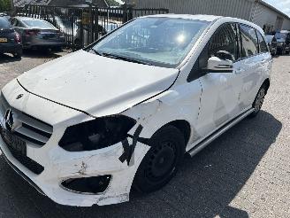 Schadeauto Mercedes B-klasse 220 D  Automaat 2019/3