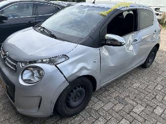 krockskadad bil auto Citroën C1 1.0 VTI  Feel 2021/1