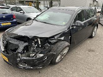 krockskadad bil auto Opel Insignia 2.0 CDTI  Sports Tourer 2012/6