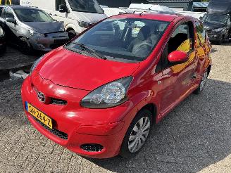krockskadad bil auto Toyota Aygo 1.0-12V  3 Drs-Airco 2011/10