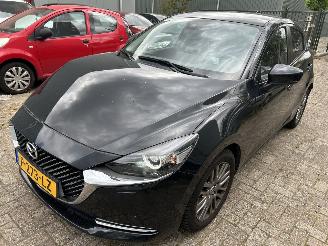 krockskadad bil auto Mazda 2 1.5 mhev SkyActive-G Luxury   ( 28116 Km ) 2022/4