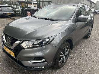 krockskadad bil auto Nissan Qashqai 1.2 Tekna  ( Panoramadak ) 2018/3