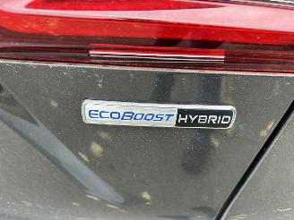 Ford Focus 1.0 EcoBoost Hybrid Titanium  5 drs picture 5
