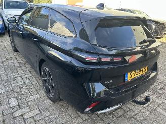 Peugeot 308 SW 1.2 PureTech  Allure Pack picture 9