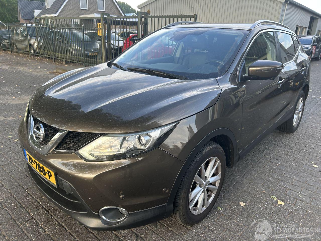 Nissan Qashqai 1.2 DIG-T  Automaat  ( Leer-Panoramadak )