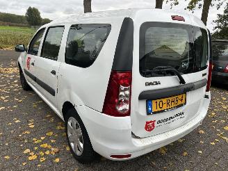 Dacia Logan MCV  1.6 MPI  Ambiance picture 8