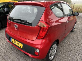 Kia Picanto 1.0   3 Drs picture 4