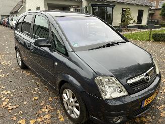 Opel Meriva 1.6 Cosma picture 3