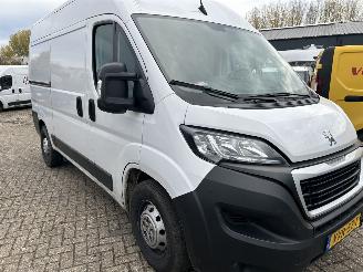 Peugeot Boxer 2.2 BlueHDI  L2H2 picture 4