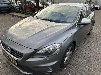 Volvo V-40 2.0 D2 R -Design 2015/12