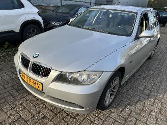 Avarii autoturisme BMW 3-serie 318i  Sedan 2006/12