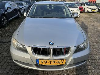 BMW 3-serie 318i  Sedan picture 2