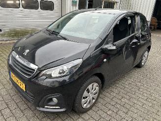 skadebil auto Peugeot 108 1.0  e-VTI  Active  5 drs   ( 40270 Km ) 2021/9