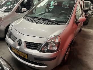 skadebil auto Renault Modus 1.2 TCE  Dynamic 2008/1