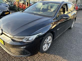 Auto incidentate Volkswagen Golf Stationcar 1.0 TSI Life 2024/1