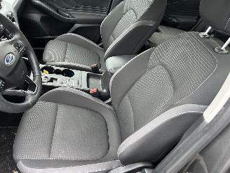 Ford Focus 1.0 EcoBoost HB  Automaat  Titanium picture 8