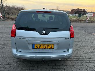 Peugeot 5008 1.6   ( 7 persoons ) picture 6