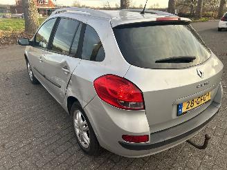 Renault Clio Estate 1.2 TCE Dynamique picture 6