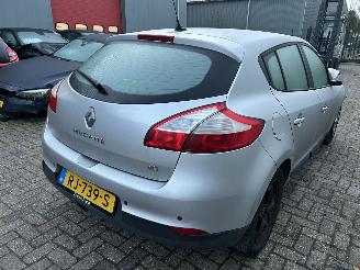 Renault Mégane 1.5 DCI   HB picture 4