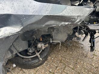 Volkswagen Touran 1.5 TSI  highline  7 Persoons picture 5