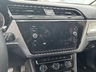 Volkswagen Touran 1.5 TSI  highline  7 Persoons picture 10