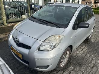 Unfallwagen Toyota Yaris 1.3 2009/3