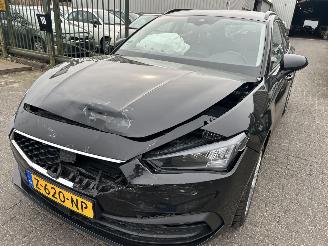 skadebil auto Seat Leon Sportstourer 1.0 MHEV Style Business Intense Automaat 2024/5