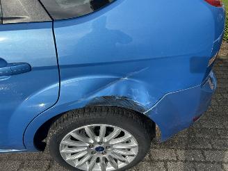 Ford Focus 1.6  HB picture 6