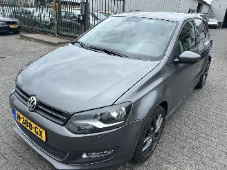 skadebil auto Volkswagen Polo 1.2 TSI  Highline  Automaat 2011/2
