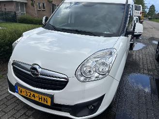 krockskadad bil bedrijf Opel Combo 1.3 CDTI 2017/7