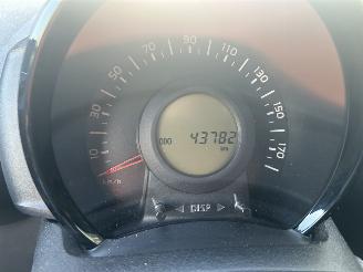 Toyota Aygo 1.0 VVTi  5 Drs picture 9