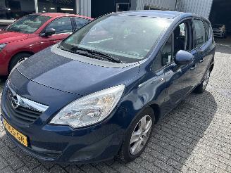 Damaged car Opel Meriva 1.4 2011/4