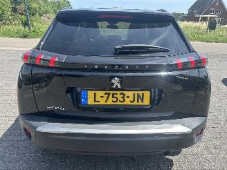 Peugeot 2008 1.2 PureTech  Allure Pack picture 7