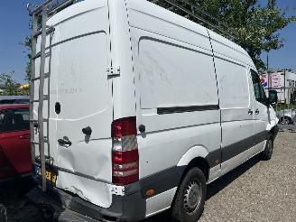 Mercedes Sprinter 216 picture 5