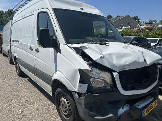 Mercedes Sprinter 216 picture 3