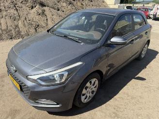 Damaged car Hyundai I-20 1.2 HP i-Motion 2015/9