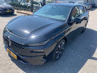 Damaged car Peugeot 308 SW 1.2 Hybrid  Automaat Allure  ( 632 Km )   nw prijs 42500,00 2026/7