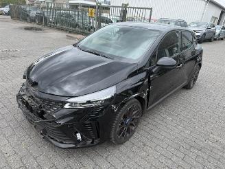 krockskadad bil auto Renault Clio 1.6 E-Tech Full Hybrid 145 esprit Alpine 2024/1