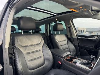 Volkswagen Touareg 3.0 HYBRIDE AUTOMAAT KLIMA PANORAMADACH LEDER picture 13