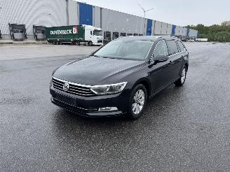 skadebil auto Volkswagen Passat 1.6 TDI KLIMA LED NAVI 2015/8