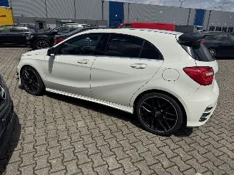 Mercedes A-klasse A180 AUTOMATIK AMG PAKET KLIMA XENON picture 8