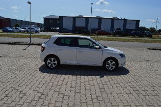 Skoda Fabia 1.2 TSI 66 KW JOY KLIMA RADAR SHZ PDC picture 4
