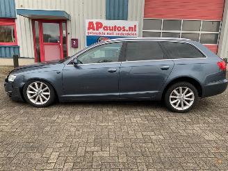 Audi A6 avant 4.2 V8 QUATTRO 334pk picture 2