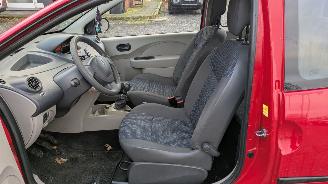 Renault Twingo 1.2 picture 11