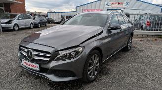skadebil auto Mercedes C-klasse C220 d 4-Matic T 9G-Tronic 2017/9