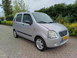 damaged passenger cars Suzuki Wagon-R+ 1.3 S-Limited 2003/5