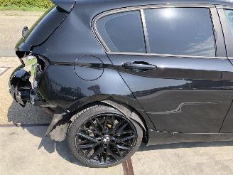 BMW 1-serie 114i Sport 5 drs picture 14