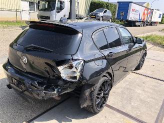 BMW 1-serie 114i Sport 5 drs picture 4